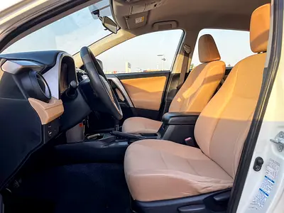 2016 Toyota RAV 4 — фото 13