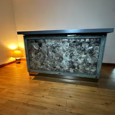 Modern Decorative Bar Counter Table with Shell Design