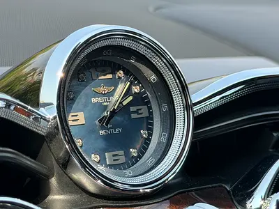 صورة 16 لـ 2021 Bentley BENTAYGA