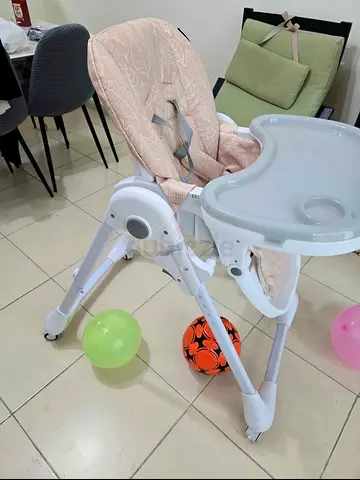 Adjustable juniors Baby High Chair with Tray - Light Pink