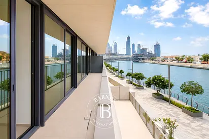 Canal Views | Vacant | Prime Location