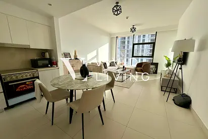 SPACIOUS | SUNSET VIEW | FLEXIBLE ON FURNITURE