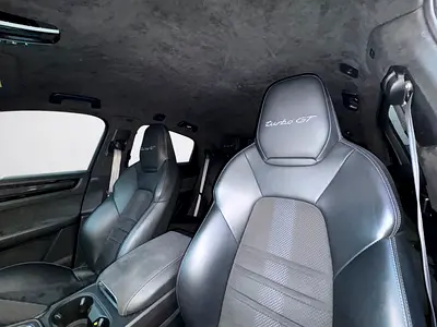 2022 Porsche CAYENNE thumbnail 18