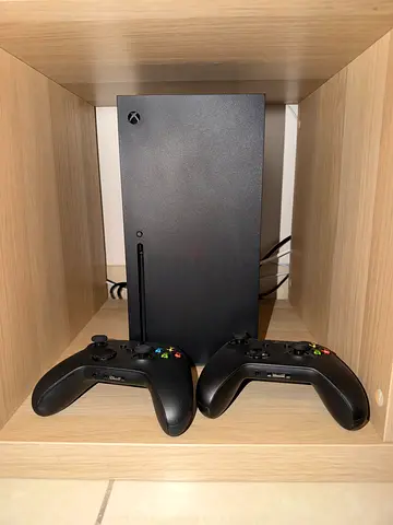 Xbox Series X with 2 Wireless Controllers