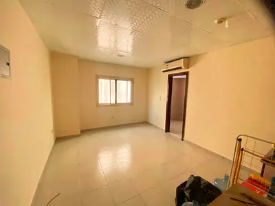 STUDIO FLAT IN JUST 14K NEAR ROLLA PARK
