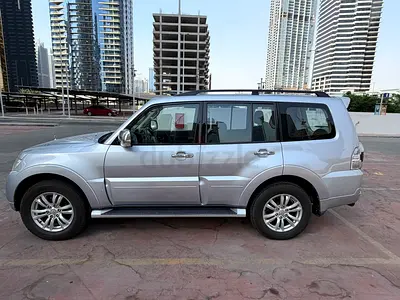 Mitsubishi Pajero GLS Top Line 2015 | GCC Specs | Well Maintained