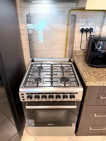 Clikon 4-Burner Gas Cooking Range with Oven Grill 60*60 – Excellent Condition