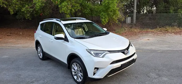 Pristine Toyota RAV4 VXR 2017 | GCC Specs | Full Option