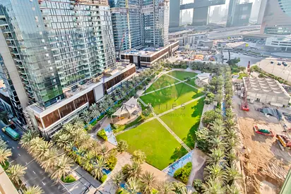 Huge & Bright unit 1-BR+ Store |burj View | Vacant