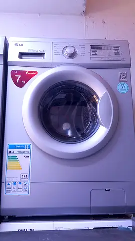 LG Front Load Washing Machine 8kg - Good Working Condition