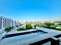 Move-In Ready Residence | Stylishly Furnished | Resale