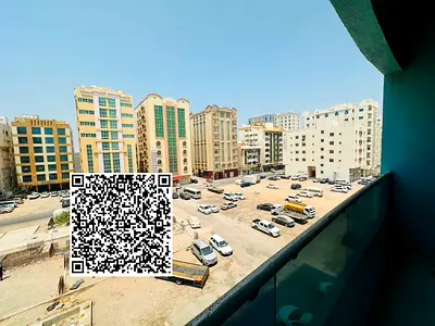 شقة فاخرة ومفروشة بالكامل للإيجار الشهري في أجمل مناطق عجمان. 📍 الموقع المنطقة: كورنيش عجمان.الإطلالة: قريبة جداً من البحر والخدمات.