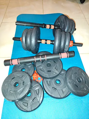 Adjustable dumbbell set with bar and weight plates (30kg)