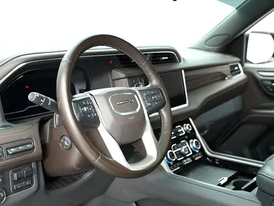 2023 GMC YUKON — фото 9