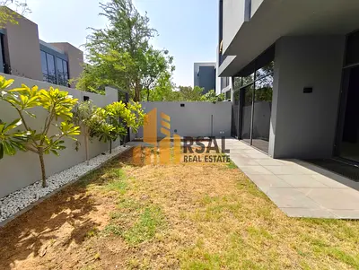 Corner End Unit Luxurious 3BR with Maid Room in Robinia