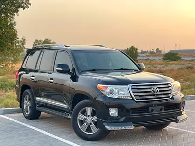 Pristine Toyota Land Cruiser VXR 5.7 2015 | GCC Specs | V8 Engine