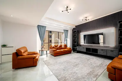Closed Kitchen | Fully Upgraded | Flexible Checks