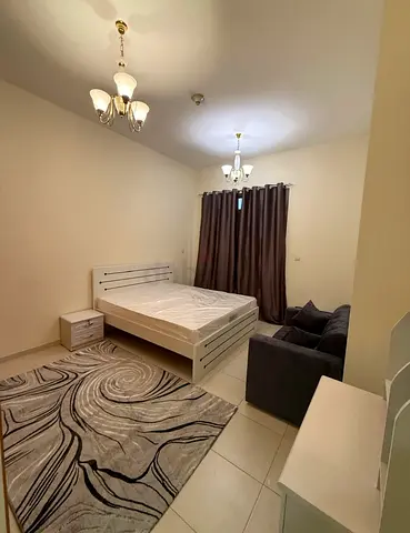 Room available for rent in Al jadaf