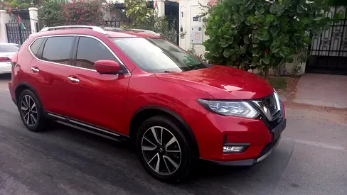 Nissan X-Trail SL Top 2018 Model No1 Option Sunroof leather Seats fully Automatic GCC family used sa