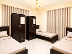 Executive Ladies Bedspace in Mankhool - BurJuman Exit 3