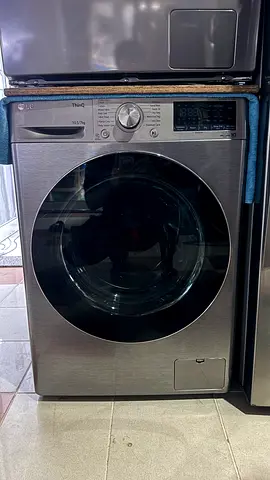 LG 10/7kg washing machine with dryer 2 in 1 front load