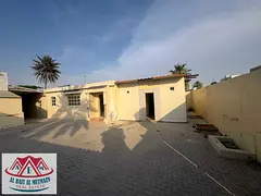 A great investment opportunity: a ten-room, ten-bathroom house in Al-Hazana.