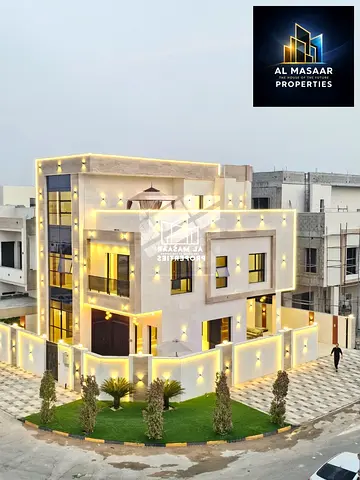Corner villa with a 4000 sq m plot and a private pool, including registration, ownership, and electricity fees. No service charges. Price is negotiabl