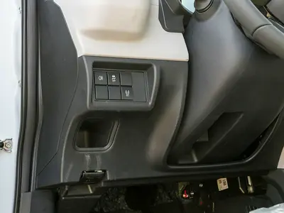 صورة 10 لـ 2026 Toyota VELOZ