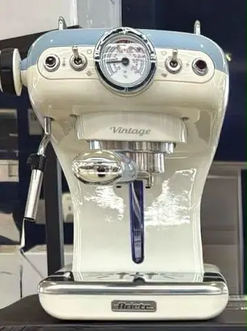 Vintage-style Espresso Coffee Machine (Retro Cream) - Good Working Condition
