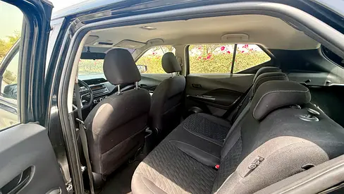 2022 Nissan KICKS — миниатюра 4