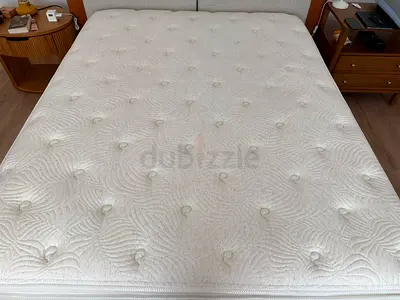 Natures Finest Latex Mattress by Englander - Queen Size 160x200 cm