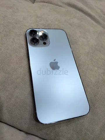 Excellent condition iPhone 13 pro max and with box