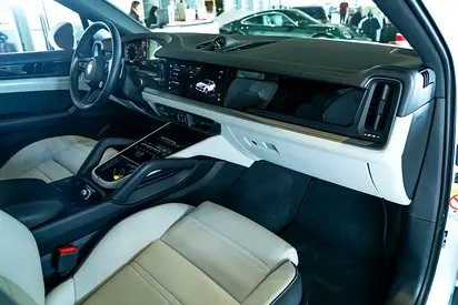 صورة مصغرة 13 لـ 2025 Porsche CAYENNE