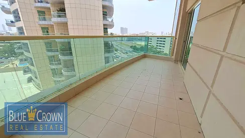 Chiller+Gas Free:1bhk+Maid's Room:Huge Flat:2 Balconies:Lavish