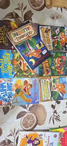 Geronimo Stilton childrens book collection - multiple titles, good condition (6)