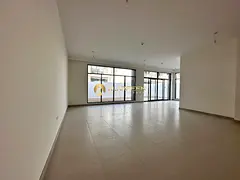 Spacious 5 BR | Premium Quality | Book Now