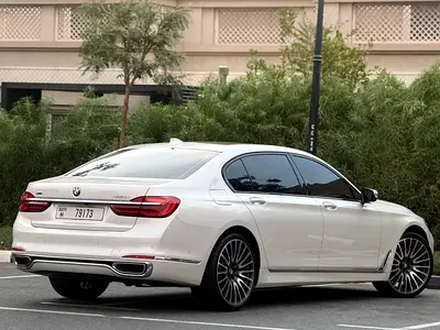 صورة 10 لـ 2016 BMW 7-SERIES