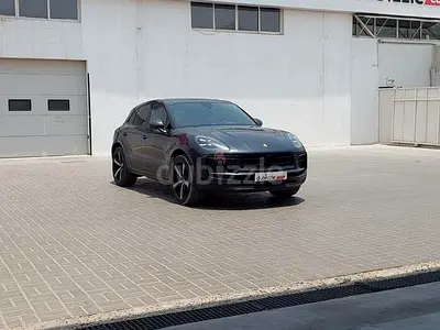 AED 2371/month | 2022 Porsche Macan  | GCC Specs | Ref#493641