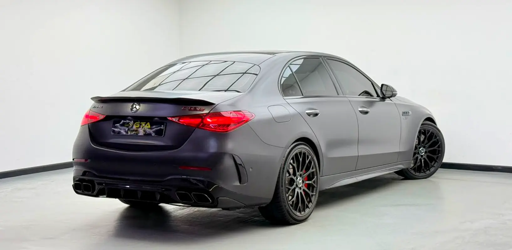 Mercedes-Benz C-Class 2024