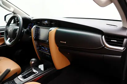 Toyota Fortuner VXR, миниатюра 13