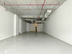 BRAND-NEW SHOP | PRIME LOCATION | HIGH VISIBILITY