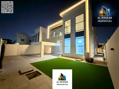 Modern villa, 5000 sq m, close to the mosque and main street. Price includes air conditioning, electricity, and water. Negotiable.