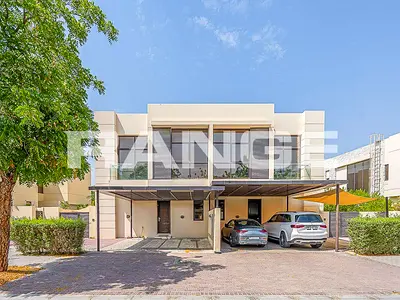 Single Row |Spacious Layout Motivated Seller