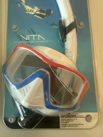 Vita Snorkel and Mask Set Exploration Series