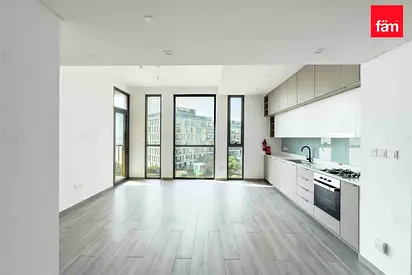 Vacant | Central Park View | 4 Cheques