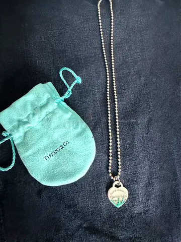 Tiffany  Co. Heart Pendant Necklace with Pouch