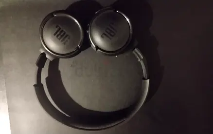 JBL Tune 510BT on-ear foldable headphones - good used condition