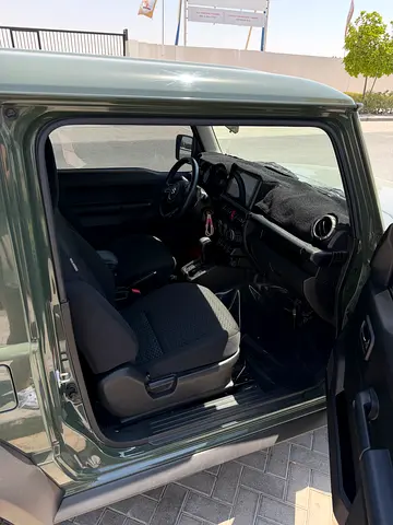 Suzuki Jimny GLX AT 2022 GCC Specs