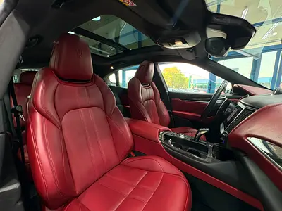صورة مصغرة 10 لـ 2021 Maserati LEVANTE