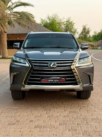 Lexus LX570 Platinum 5.7L V8- 2020 Model - Gcc Specification - Single Owner